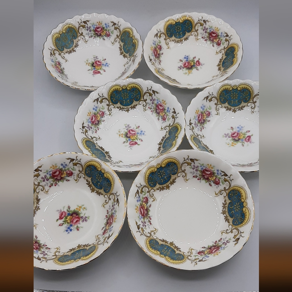 Vintage Royal Albert Berkeley Bone China 6 Dessert Fruit Dipping Bowls England